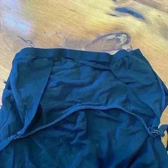 Secret Treasures Maternity Black Undershirt Tank with built in support size M L - Picture 4 of 6